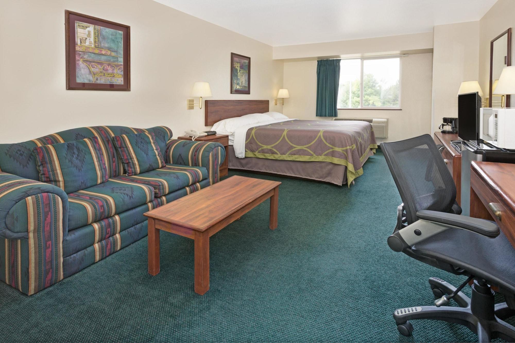 Super 8 By Wyndham Windsor Hotel Buitenkant foto
